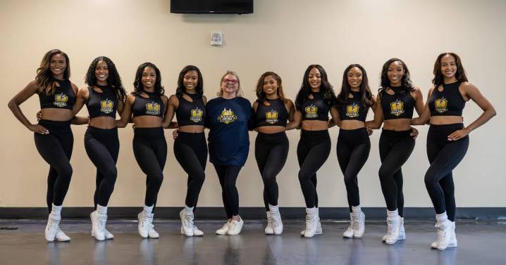 Strutting with the Human Jukebox' Fabulous Dancing Dolls: This is about more than dancing.
