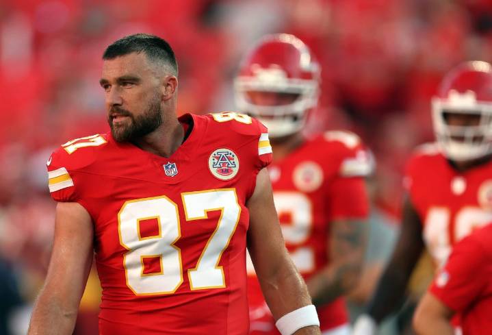 Fantasy football injuries, cheat sheet NFL Week 1: Kelce, Worthy top targets for Chiefs