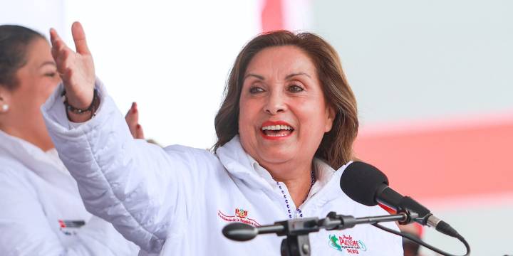 Autógrafa del retiro AFP aún no llega a manos de Dina Boluarte: ¿Qué falta?