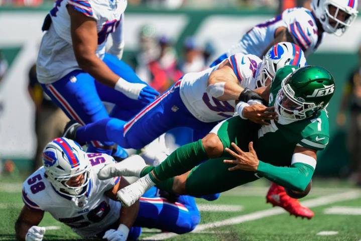 QB Justin Fields ruled out for Sunday’s New York Jets game with a concussion