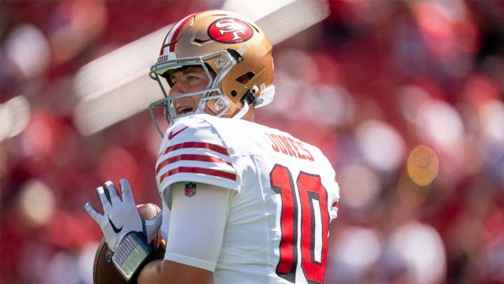 Mac Jones fights through injury to lead 49ers’ win vs. Cardinals