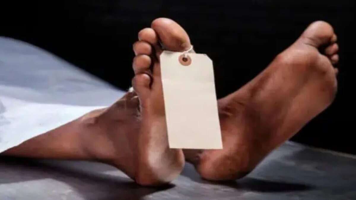 Hyderabad: Man falls into septic tank, dies while collecting flowers for Bathukamma