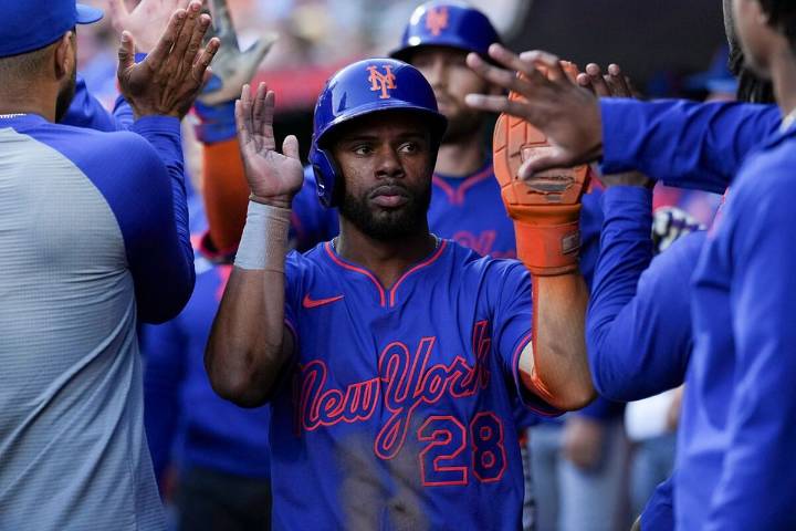Crisis inesperada: Cedric Mullins no rinde en los Mets y Carlos Mendoza no se guarda nada