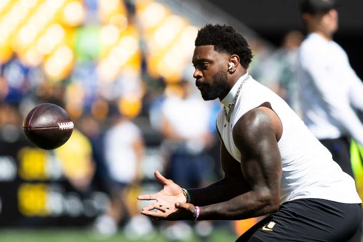 Star Pittsburgh Steelers linebacker suffers rib injury