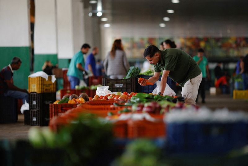 Brazil's mid-September inflation rebounds on higher housing prices
