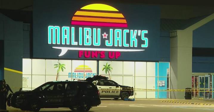 21-year-old woman fatally shot, man injured outside North Texas indoor theme park, police say