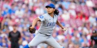 Shota Imanaga struggles vs. Reds in latest postseason tuneup