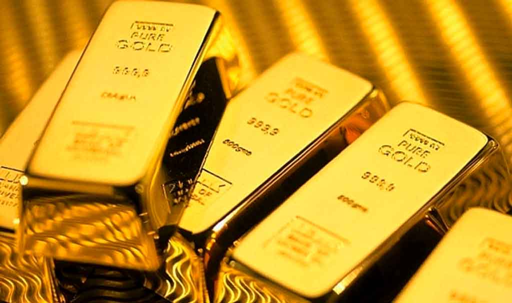 Oro por máximos de cuatro meses