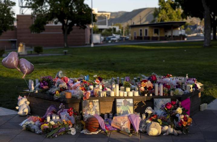 Officials find remains they believe are Travis Decker, wanted in killings of his 3 young daughters