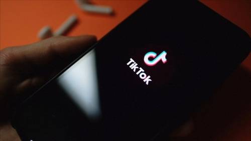 Trump reveals Murdochs and Dell could take part in TikTok deal