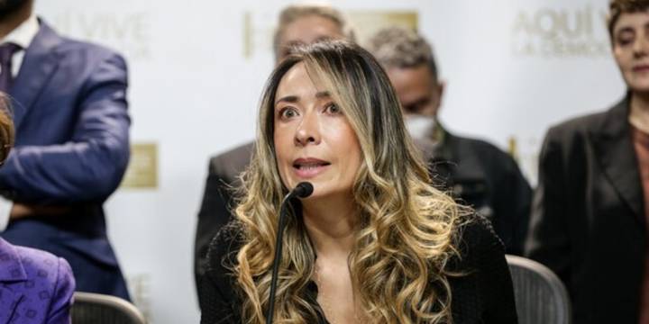Katherine Miranda se fue en contra del Gobierno Petro luego de la anulación del título de contadora de Juliana Guerrero: “Por andar pensando en acompasar el clítoris con el cerebro”
