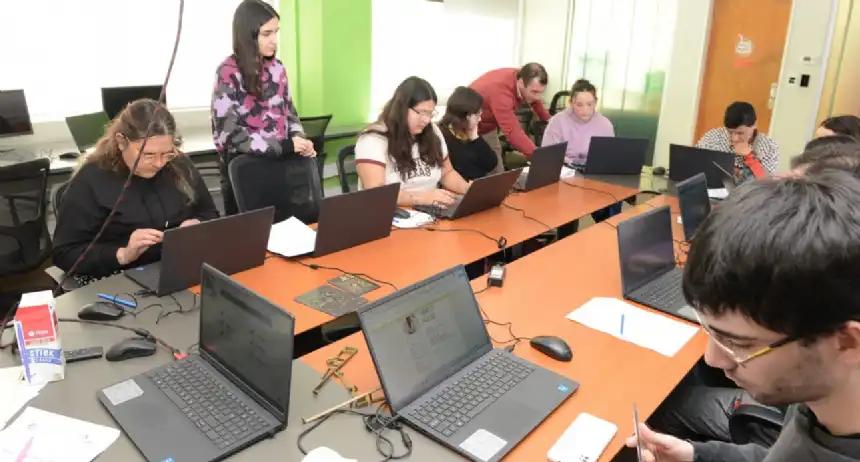 Tandil avanza con el programa “Primeros pasos para el empleo” y fortalece la inserción laboral
