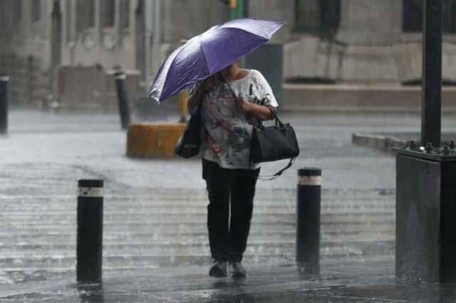 Bajo alerta CDMX por lluvias y encharcamientos este jueves