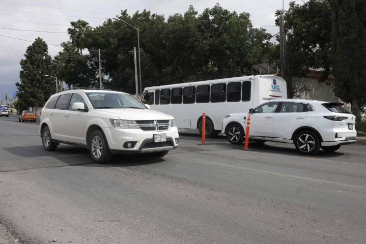 Saltillo: Reinstalan bordos en Valdez Sánchez tras muerte de Mónica; se abre debate sobre accidentes viales