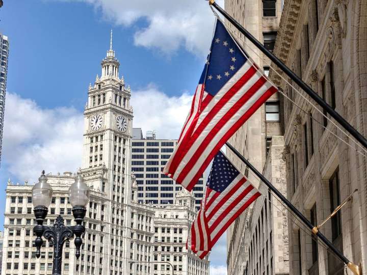 Trump impondrá una tarifa de 100 mil dólares al año para las visas calificadas