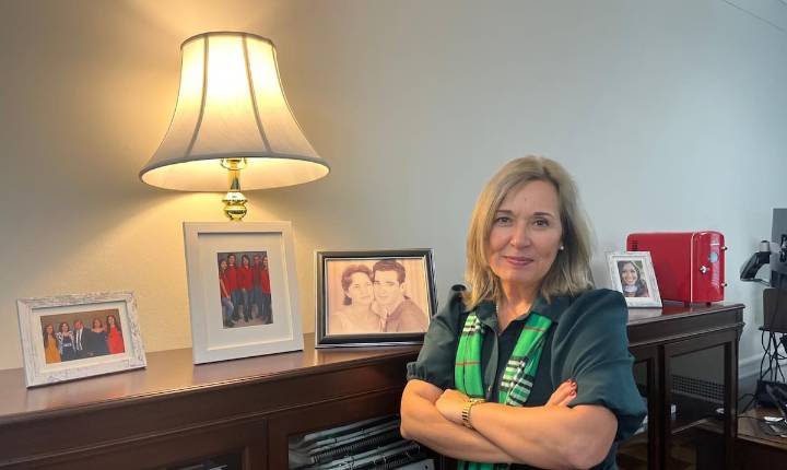 La diplomática boricua Carmen Cantor cuenta su historia como embajadora y secretaria adjunta del Interior
