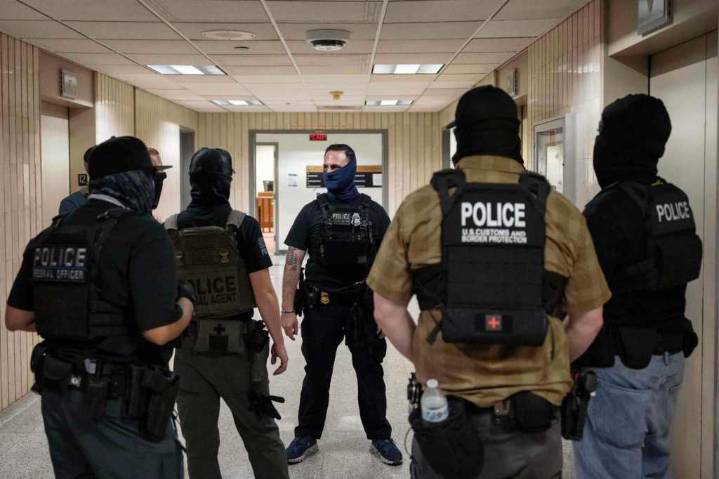 Court rulings cast doubt on California mask ban for federal officers