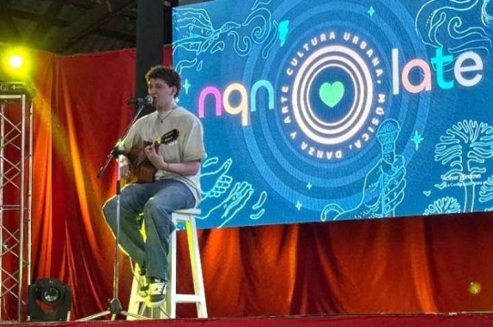 NQN Late: Más de 40 jóvenes pasaron por el escenario de la primera audición