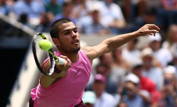 Alcaraz supera a Lehecka y clasifica a semifinales en el Abierto de EEUU