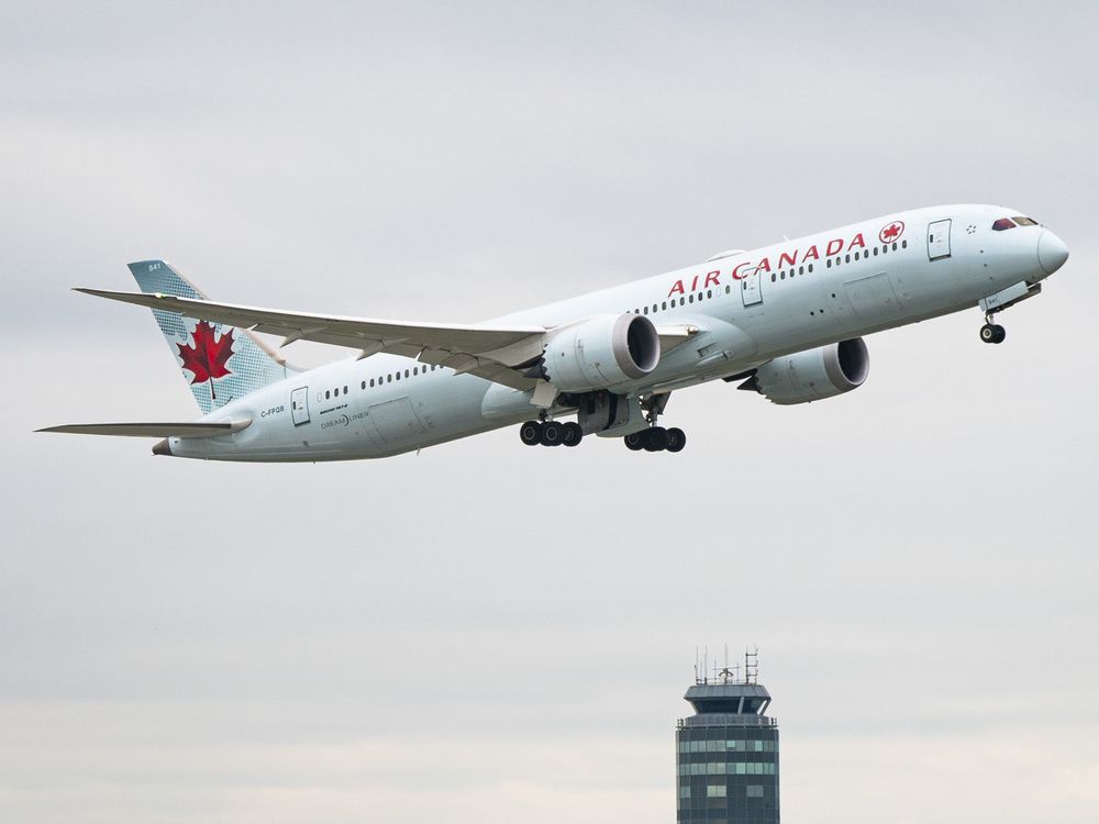 Air Canada cuts outlook after cabin crew strike cost $375 million