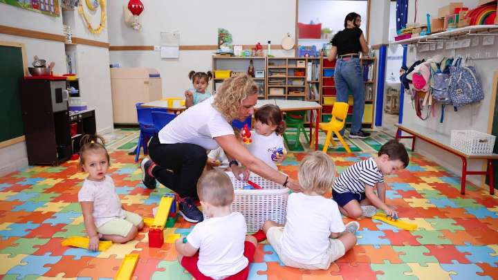 El curso escolar en la provincia de Málaga comienza con menos niños en las aulas