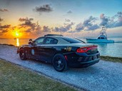 Inmigrantes detenidos en Florida.