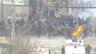Marcha por conmemoración del 11 de septiembre: Carabineros informa 17 detenidos e incidentes se concentran en Cementerio General