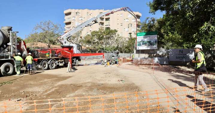 Los coches podrán volver a calle Hilera antes de terminar el año tras la reurbanización por el Metro