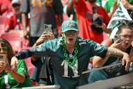 Eagles score another touchdown on special teams after a blocked punt against Bucs