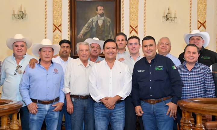 Gobierno del Estado reconoce importancia del sector cañero en SLP