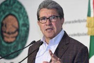 Monreal Ávila propone iniciativa para proteger a consumidores de servicios automatizados