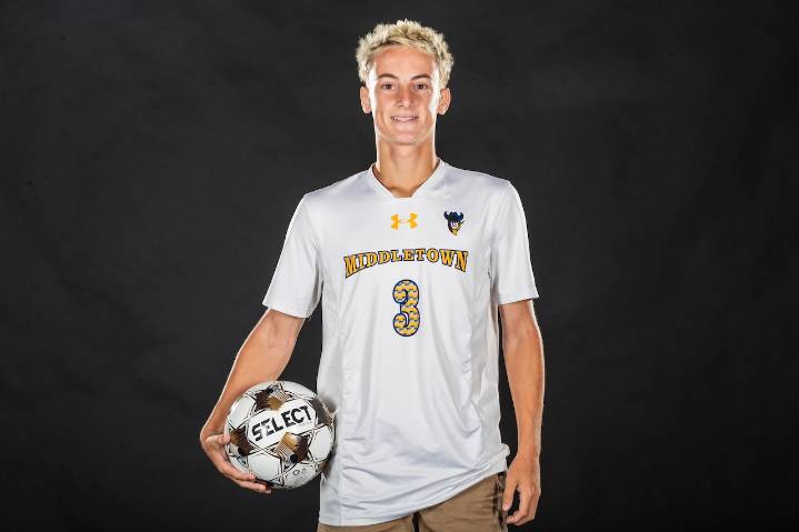 Tyson Snyder’s hat trick leads Middletown boys soccer over division