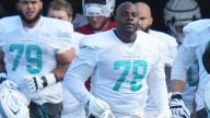 Dolphins place starting guard James Daniels on injured reserve
