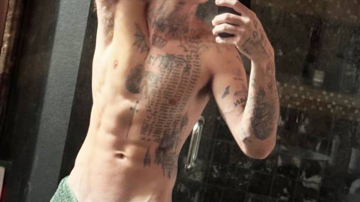 Hot Guys In Towels -- Guess The Sexy Star!