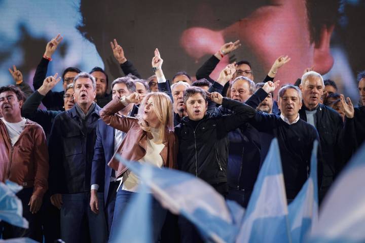 El doble triunfo de Kicillof: el gobernador de Buenos Aires derrota a Milei y se impone ante Kirchner