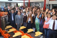 Tlalnepantla refuerza mobiliario escolar con entrega de mil pupitres a instituciones educativas