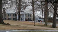Missouri woman is sentenced in brazen and blundering attempt to steal Graceland