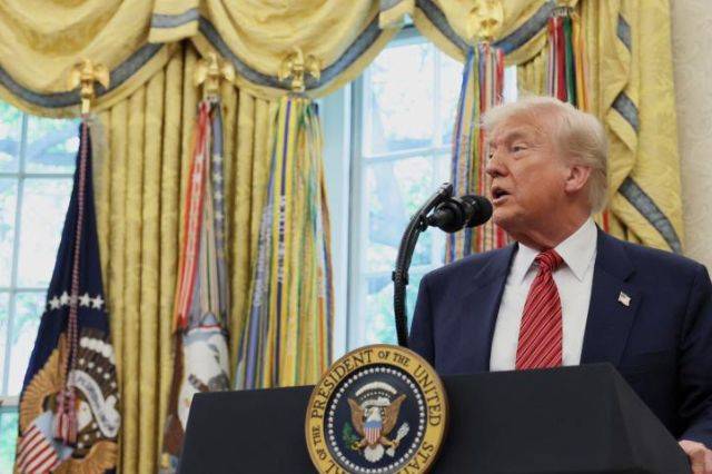 Corte Suprema analizará si Trump abusó de ley para imponer aranceles
