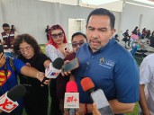 Exhorta alcalde a propietarios de autos tramitar el ecológico
