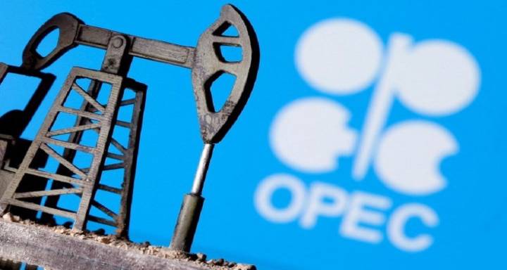 OPEP+ debatirá un nuevo aumento de producción
