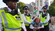 Simpatizantes de Palestina detenidos en Londres en una sorpresiva operación policial