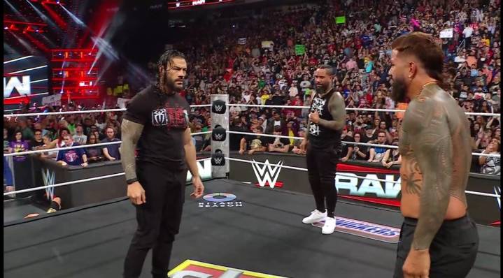 WWE Raw: The Original Bloodline Appears To Be Reforming