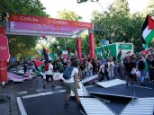 VIDEO: La Vuelta a España termina con caos pro protestas en su meta en Madrid