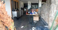 El dueño de un bar de Playa América se va sin dejar rastro y con 20 empleados sin cobrar