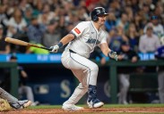 Cal Raleigh homers twice, 7th to reach 60 in season