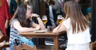 Los 7 bares de Granada "donde ponen las mejores tapas" de toda la ciudad