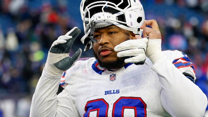 Bills backup defensive tackle Carter to miss season after tearing Achilles tendon, AP sources say