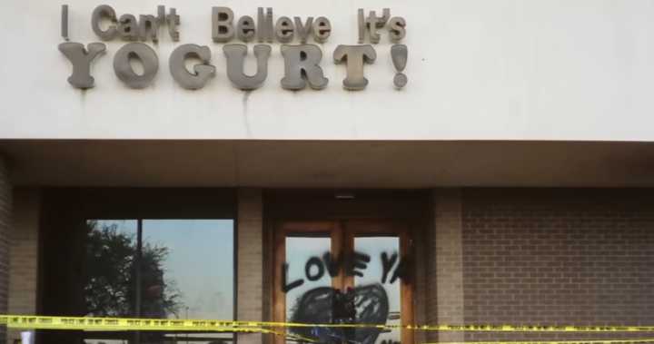 Police Say They’ve Solved the Yogurt Shop Murders Case