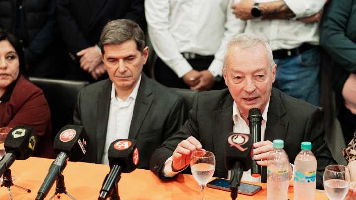 Rubén Manzi cuestionó al Gobierno provincial: "Un bono no tapa la miseria de los empleados públicos"