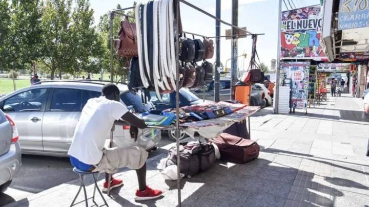ACIPAN advirtió que la venta callejera afecta al sector formal y vulnera las normativas vigentes